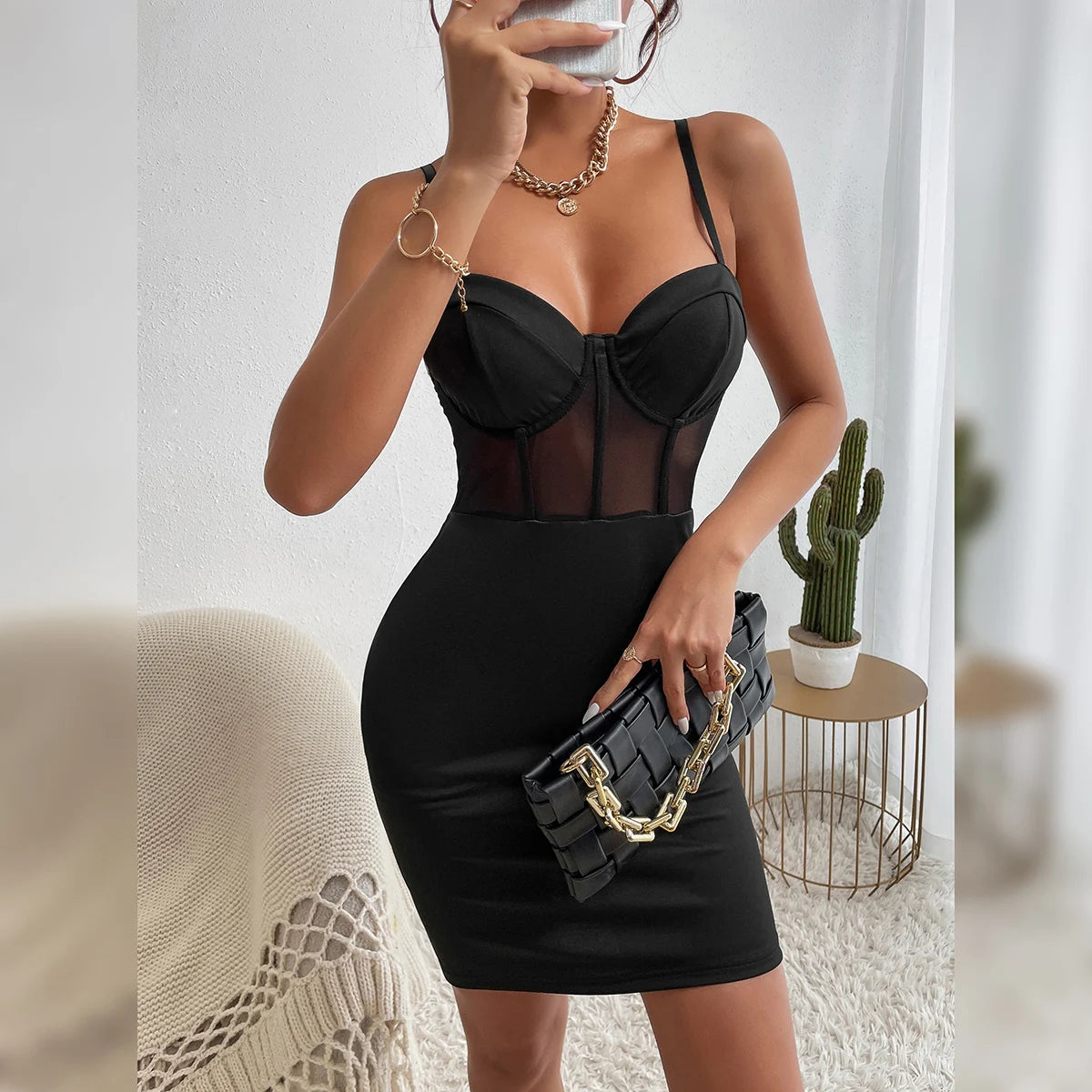 Fishbone Halter V Neck – Rechargeable, Discreet, Intimate Wellness Accessory – Quiet, Rechargeable, Waterproof, Couples & Solo Use, Discreet Intimate Wellness Accessory