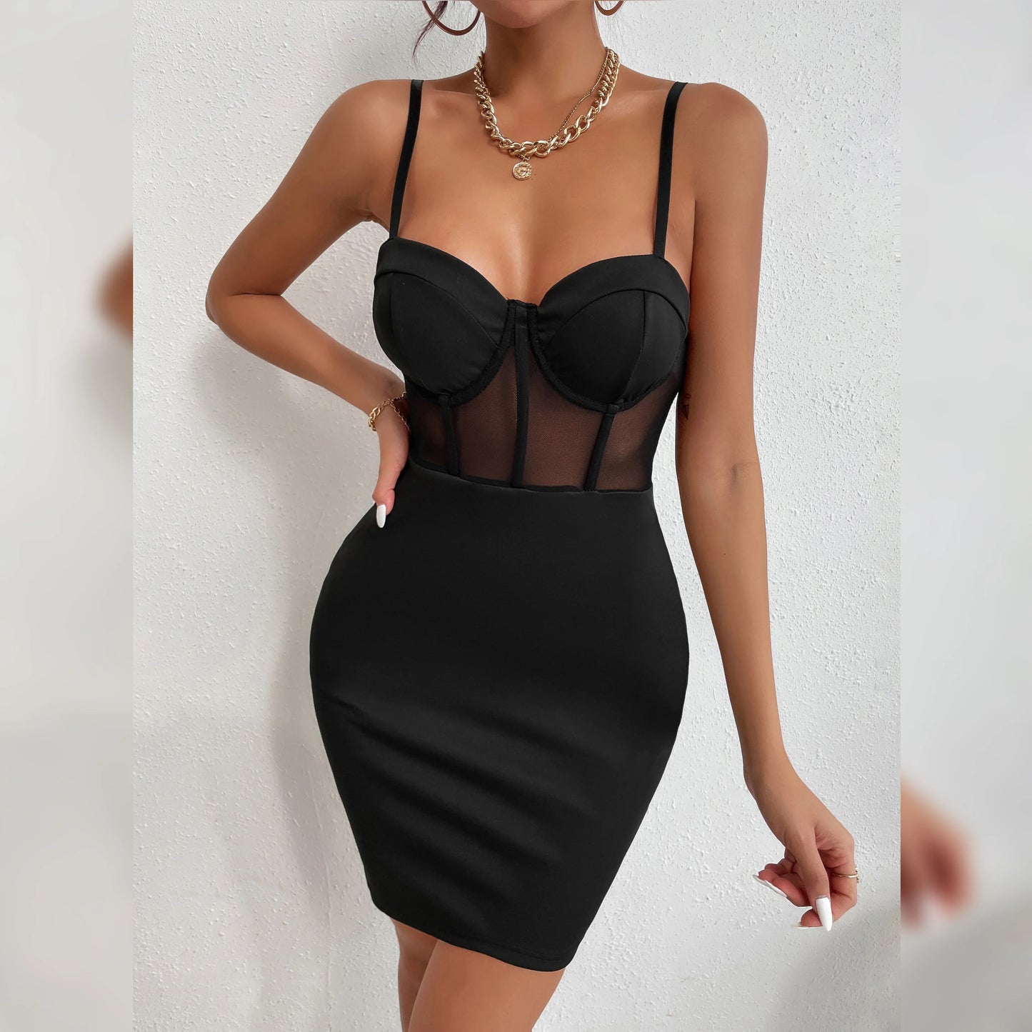 Fishbone Halter V Neck – Rechargeable, Discreet, Intimate Wellness Accessory – Quiet, Rechargeable, Waterproof, Couples & Solo Use, Discreet Intimate Wellness Accessory