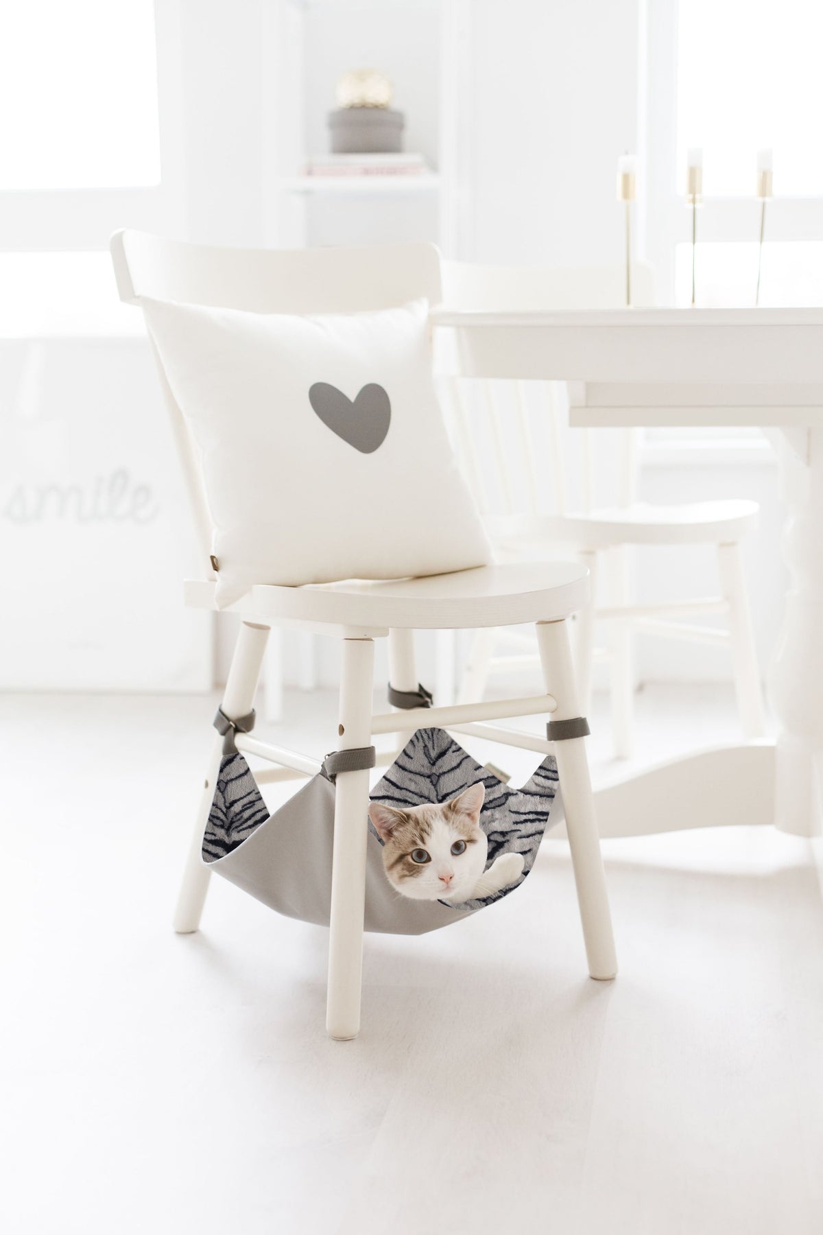 GREY SHIMMER Saveplace® hammock for pets & storage – Rechargeable, Discreet, Intimate Wellness Accessory – Quiet, Rechargeable, Waterproof, Couples & Solo Use, Discreet Intimate Wellness Accessory