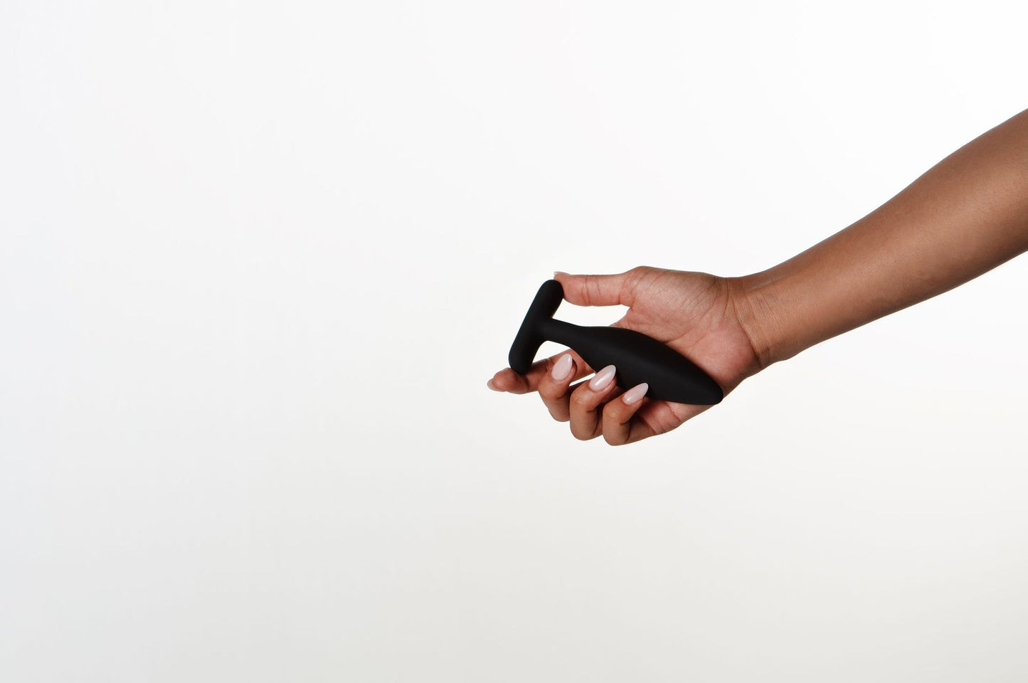 Egon Vibrating Butt Plug Black – Rechargeable, Discreet, Intimate Wellness Accessory – Quiet, Rechargeable, Waterproof, Couples & Solo Use, Discreet Intimate Wellness Accessory