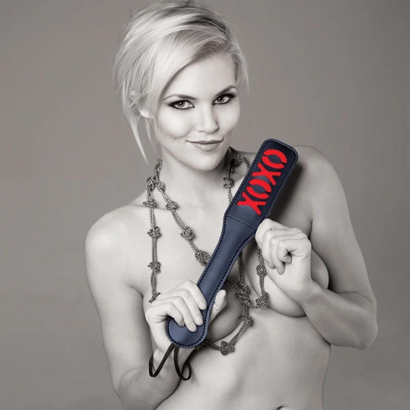 XOXO Paddle: Black – Rechargeable, Discreet, Intimate Wellness Accessory – Quiet, Rechargeable, Waterproof, Couples & Solo Use, Discreet Intimate Wellness Accessory