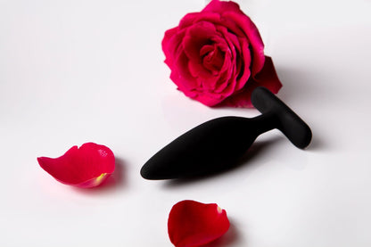 Vesta Vibrating Butt Plug Black – Rechargeable, Discreet, Intimate Wellness Accessory – Quiet, Rechargeable, Waterproof, Couples & Solo Use, Discreet Intimate Wellness Accessory