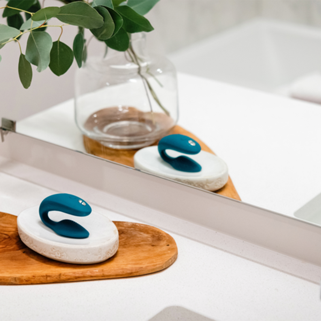 Sync - Green Velvet – Rechargeable, Discreet, Intimate Wellness Accessory – Quiet, Rechargeable, Waterproof, Couples & Solo Use, Discreet Intimate Wellness Accessory